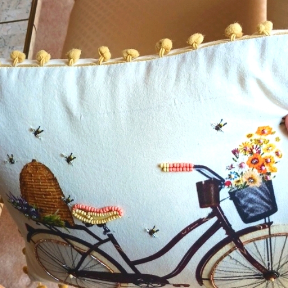 Embroidered Bike with Beaded Beehive Pillow by Valeri...QVC,,NEW - Picture 10 of 14